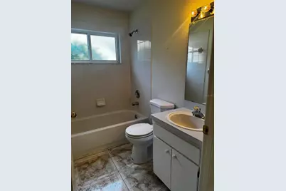 8806 Cypress Hammock Drive, Tampa, FL 33614 - Photo 9