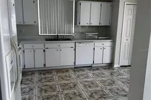 8806 Cypress Hammock Dr, Tampa, FL 33614 - Photo 13