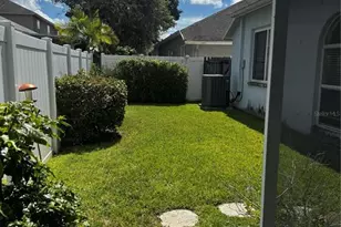 8806 Cypress Hammock Dr, Tampa, FL 33614 - Photo 17