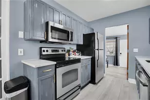 185 22nd Ave N, Saint Petersburg, FL 33704 - Photo 9