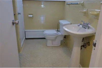 200 N Betty Lane #2E, Clearwater, FL 33755 - Photo 7