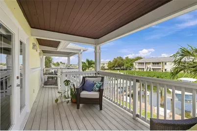 4725 Coquina Key Drive SE #D, Saint Petersburg, FL 33705 - Photo 21