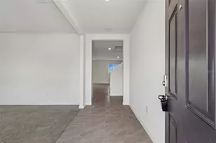 8454 Ender Hls Dr, Wesley Chapel, FL 33545 - Photo 3