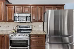 14570 Tanglewood Dr, Largo, FL 33774 - Photo 13