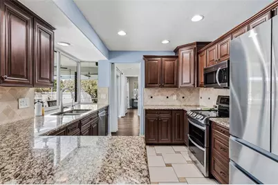14570 Tanglewood Drive, Largo, FL 33774 - Photo 11