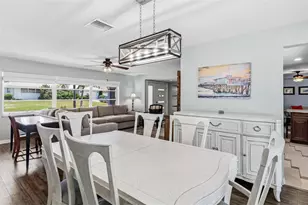 14570 Tanglewood Dr, Largo, FL 33774 - Photo 5