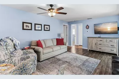 14570 Tanglewood Drive, Largo, FL 33774 - Photo 15