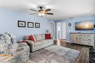 14570 Tanglewood Dr, Largo, FL 33774 - Photo 15
