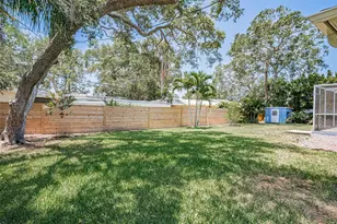 14570 Tanglewood Dr, Largo, FL 33774 - Photo 49