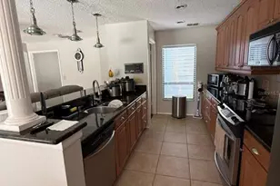 1912 Firethorn Ct, Brandon, FL 33511 - Photo 7