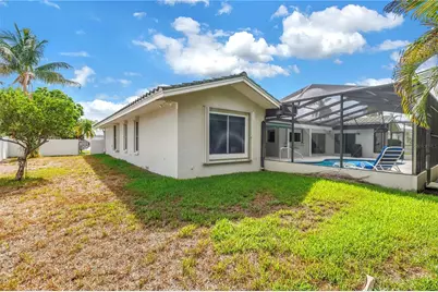 6035 Leeland Street S, Saint Petersburg, FL 33715 - Photo 59