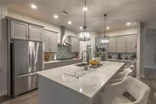 16459 Courtyard Loop, Land O Lakes, FL 34638 - Photo 17