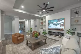 16459 Courtyard Loop, Land O Lakes, FL 34638 - Photo 9