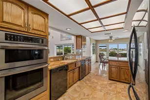 9815 Bay Island Dr, Tampa, FL 33615 - Photo 29