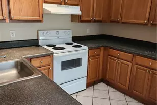 2747 Kavalier Dr, Palm Harbor, FL 34684 - Photo 5