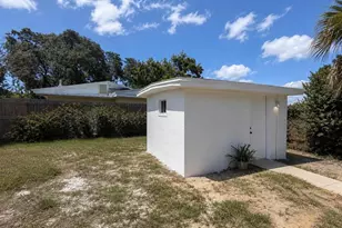 7211 James St, Port Richey, FL 34668 - Photo 9