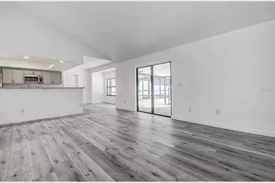 9404 W Hamilton Avenue, Tampa, FL 33615 - Photo 7