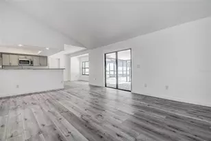 9404 W Hamilton Ave, Tampa, FL 33615 - Photo 7