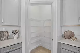 17206 Star Banks St, Wimauma, FL 33598 - Photo 15