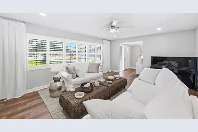 14297 Geneva Drive, Largo, FL 33774 - Photo 9