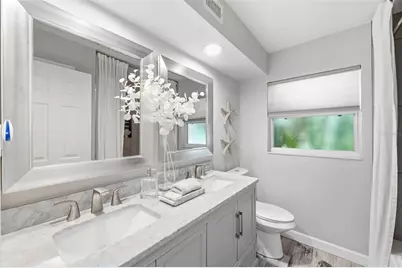 14297 Geneva Drive, Largo, FL 33774 - Photo 23