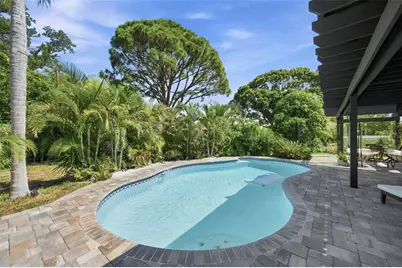 14297 Geneva Drive, Largo, FL 33774 - Photo 35
