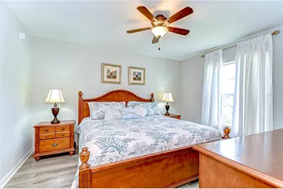6731 Castle Green Place, Zephyrhills, FL 33541 - Photo 29