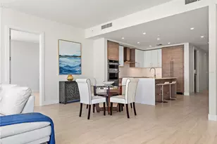 301 1st St S, Saint Petersburg, FL 33701 - Photo 11