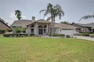 6207 Huntington Dr, Zephyrhills, FL 33542 - Photo 1