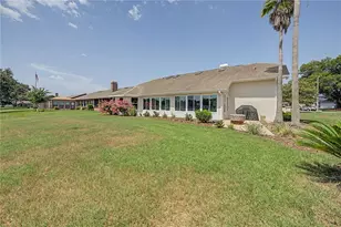 6207 Huntington Dr, Zephyrhills, FL 33542 - Photo 35