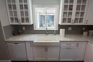 197 Irwin Street W, Safety Harbor, FL 34695 - Photo 17