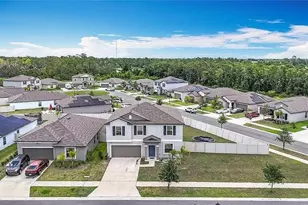 1876 Colding Dr, Ruskin, FL 33570 - Photo 7