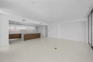 5713 Bowen Daniel Dr, Tampa, FL 33616 - Photo 9