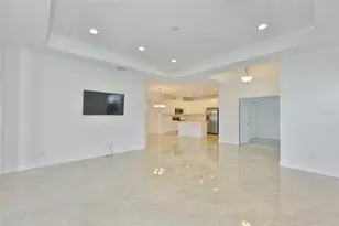 606 Chipper Dr, Sun City Center, FL 33573 - Photo 9
