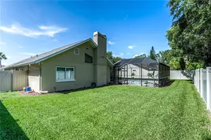 1030 Sylvia Ln, Tampa, FL 33613 - Photo 9