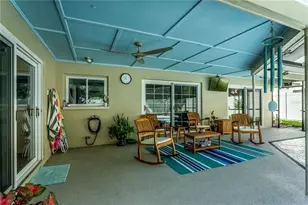 1030 Sylvia Ln, Tampa, FL 33613 - Photo 7