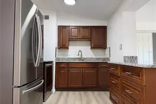 920 E 123rd Ave, Tampa, FL 33612 - Photo 5