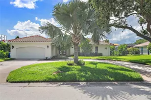 1985 Carolina Ave NE, Saint Petersburg, FL 33703 - Photo 49