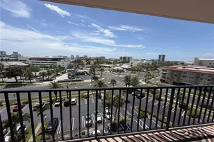 51 Island Way, Clearwater Beach, FL 33767 - Photo 19