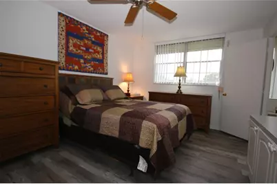 4880 Locust Street NE #338, Saint Petersburg, FL 33703 - Photo 9