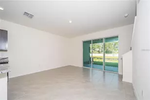 34293 Sorrel Mint Dr, Wesley Chapel, FL 33543 - Photo 9