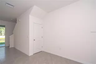 34293 Sorrel Mint Dr, Wesley Chapel, FL 33543 - Photo 11