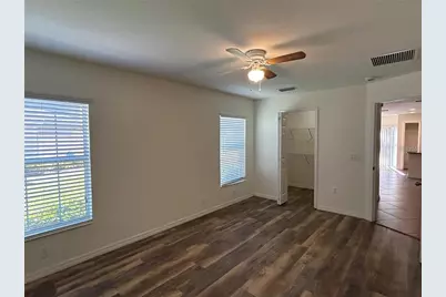 2802 Birchcreek Drive, Wesley Chapel, FL 33544 - Photo 11