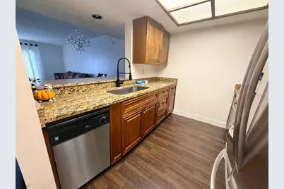 13602 S Village Drive #1106, Tampa, FL 33618 - Photo 5