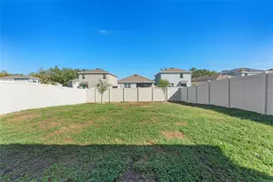10918 Trailing Vine Dr, Tampa, FL 33610 - Photo 25