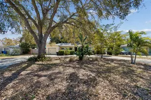 2120 Coronada Way S, Saint Petersburg, FL 33712 - Photo 3