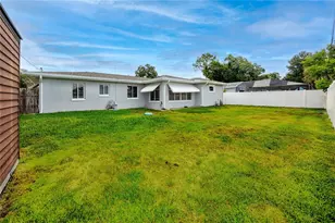 1833 Hunt Ln, Clearwater, FL 33764 - Photo 31