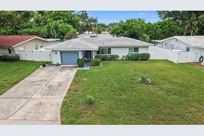 2334 Tudor Lane, Clearwater, FL 33763 - Photo 3