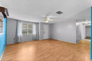 10410 N Central Ave, Tampa, FL 33612 - Photo 3