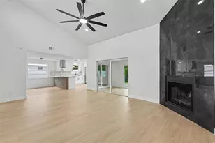 6716 Timberlane W Dr, Tampa, FL 33615 - Photo 9